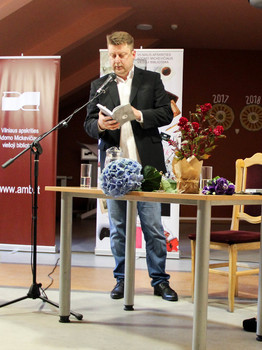 Vasarnaktis: Andriaus Lunecko haiku knygos pristatymas