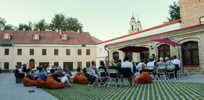 Vasara su knyga per literatūrinę Europą: lenkų rašytojų pėdsakai Lietuvoje