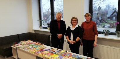 Susitikimai su vaikų rašytoju Vytautu Račicku regiono bibliotekose